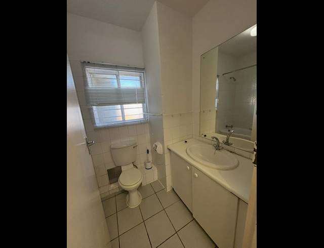 1 BEDROOM APARTMENT FOR SALE IN GLENHAZEL